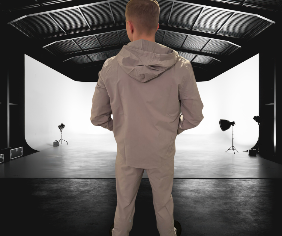 Tiny Wins Performance Track Bottoms – Grey