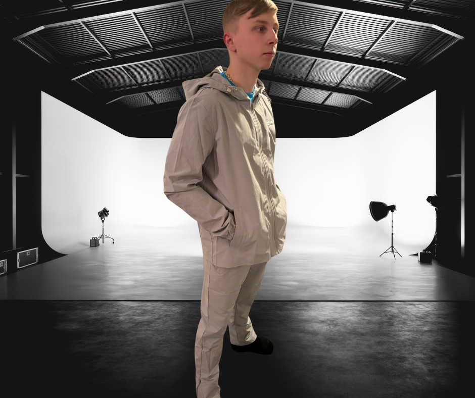 Tiny Wins Performance Track Bottoms – Grey